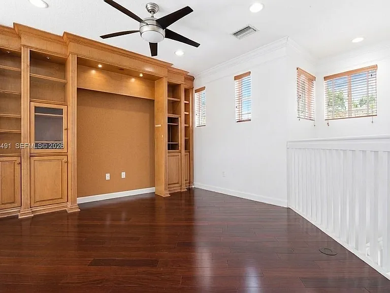 15203 SW 142nd Ave — Photo 7