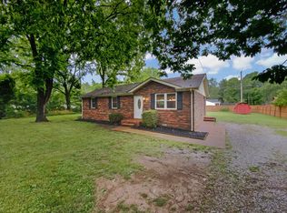 1223 Main St, Pleasant View, TN 37146