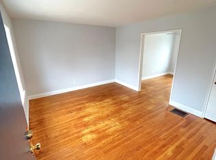 4327 Southern Pkwy #B6, Louisville, KY 40214