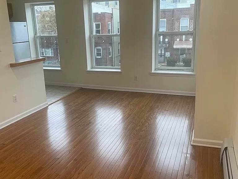 2401 Beverley Rd #2-F — Photo 2