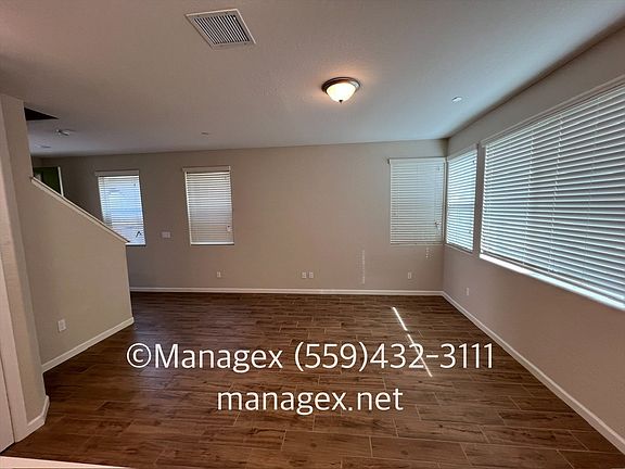 3rd image of 1122 Elevations Way W