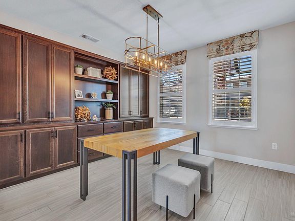 4th image of 2482 Elan Drive