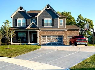 4269 Secretariat Ln, Bargersville, IN 46106