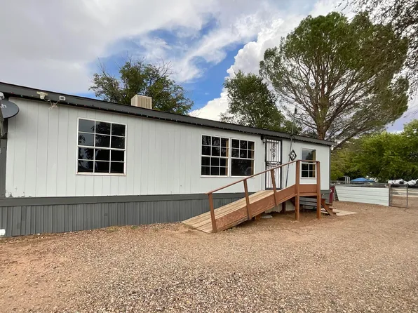 125 Al Seery Dr, Belen, NM 87002