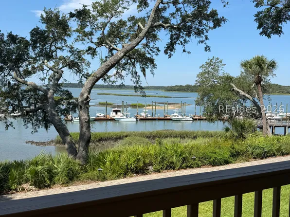 4 Village North Dr APT 39, Hilton Head Island, SC 29926
