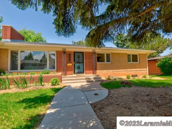 2405 Hillside Dr, Laramie, WY 82070