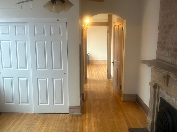 3rd image of 713 Joseph St