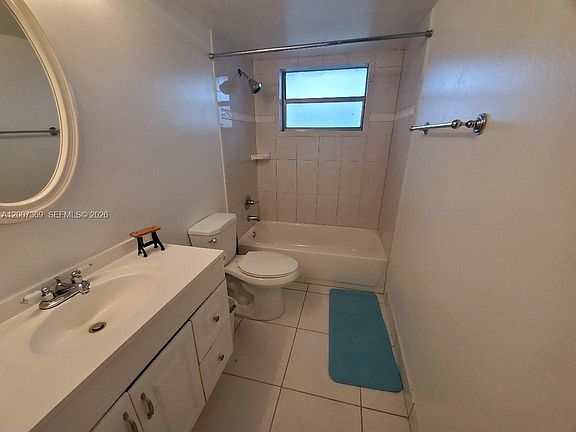 5th image of 1750 NE 191st St APT 105-1