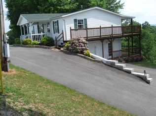 1224 Hassler Ln, Byrdstown, TN 38549