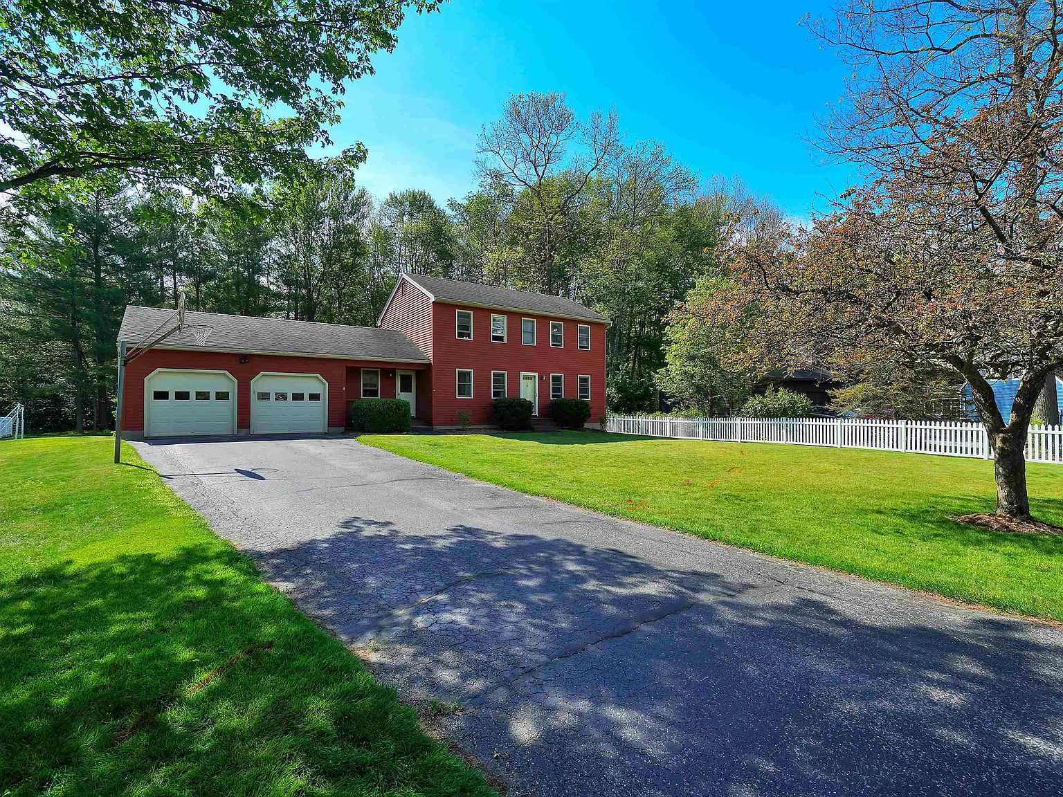 4 Southdown Court, Essex Jct, VT 05452 Zillow