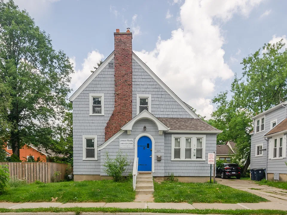 1315 Sheehan Ave