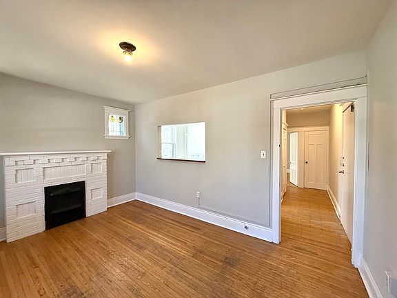 5th image of 96 East Ave S