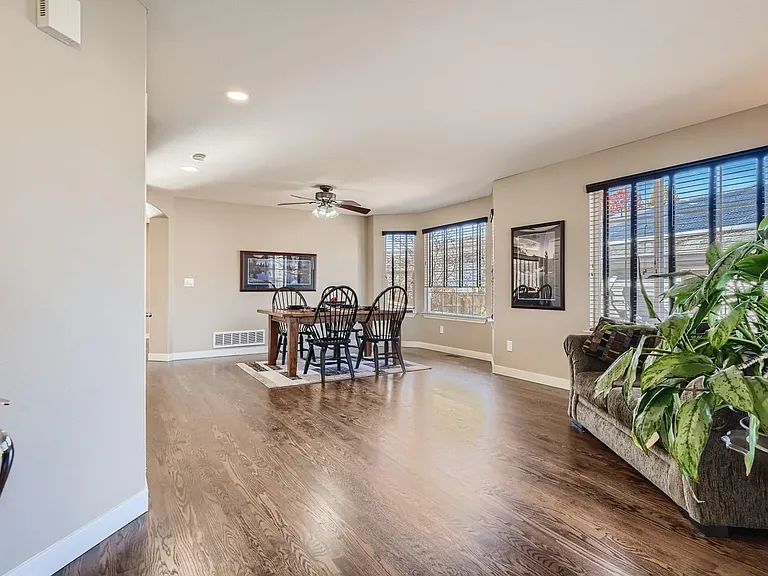2106 Mountain Iris Dr — Photo 1