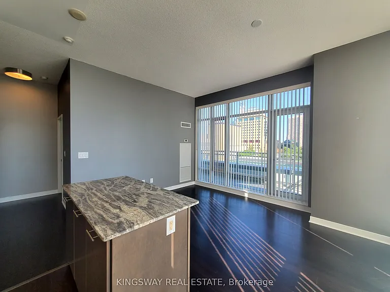 365 Prince Of Wales Dr #405 — Photo 9