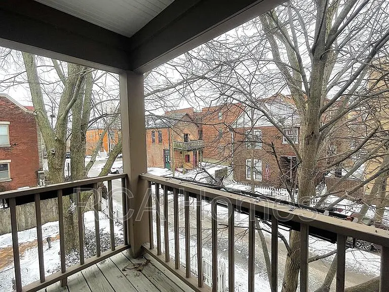 232 E Saint Joseph St #1 — Photo 15