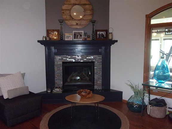 3rd image of 1202 Tanner Ct