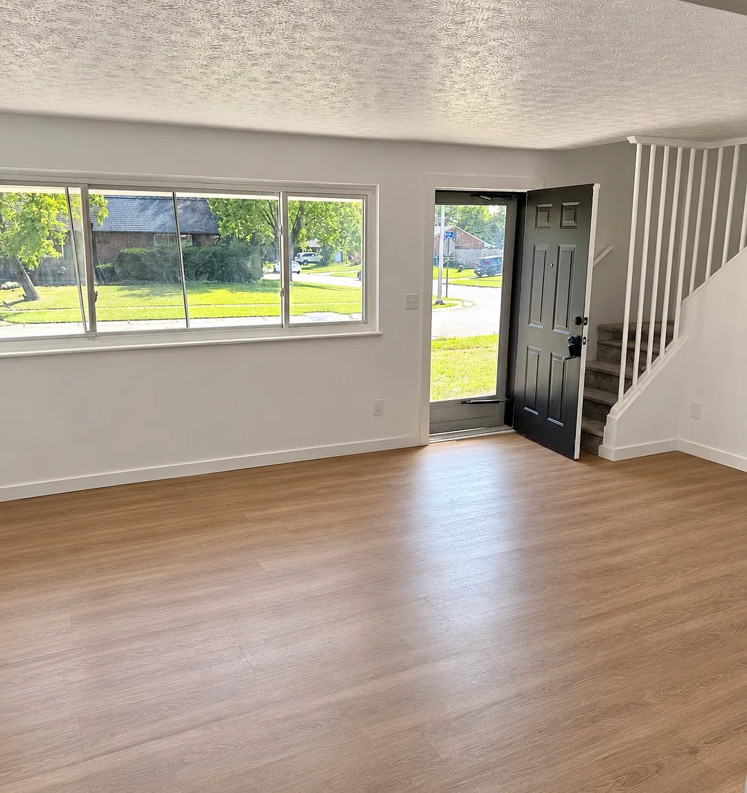 4 bed, 1265 sqft, $2,250 — Photo 3