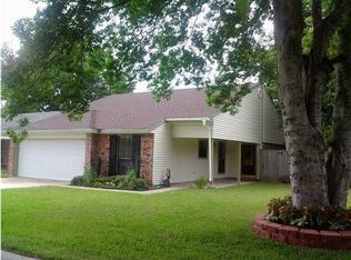 312 Confederate Ave, Broussard, LA 70518