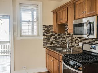 4818 W Cortland St APT 3, Chicago, IL 60639