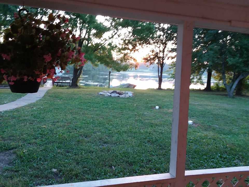 1st image of 30 N Lakeview Dr