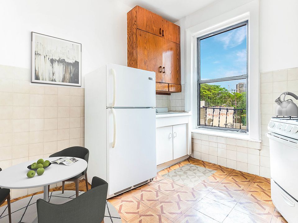 1st image of 259 Bleecker St #41