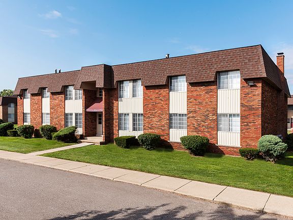 3rd image of 7127 Bonnie Dr #2