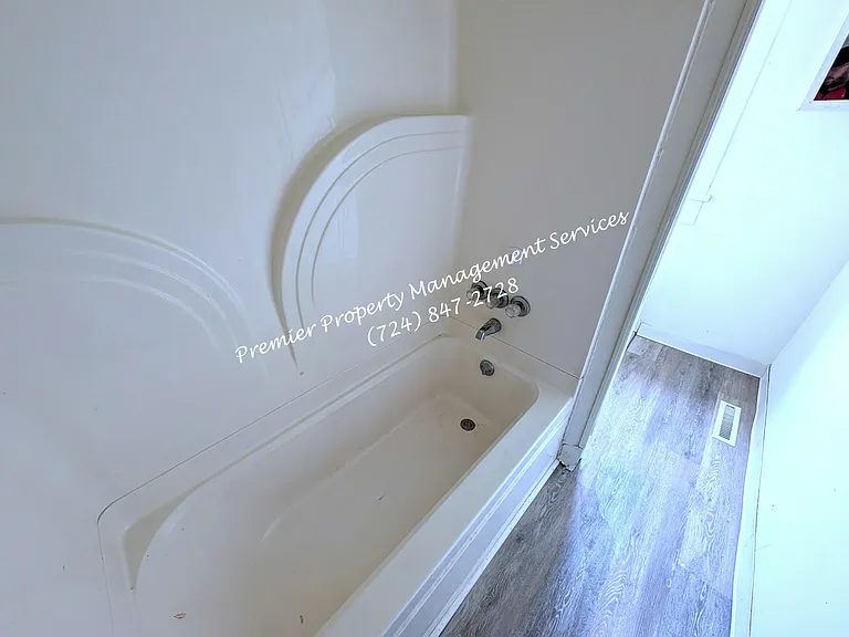 245 Merchant St #REAR — Photo 6