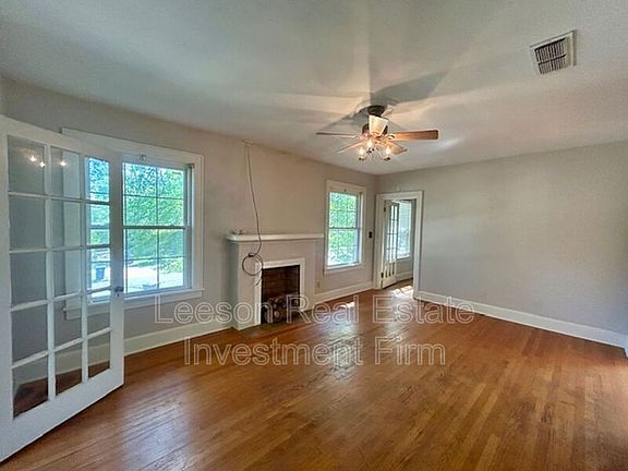 2nd image of 440 Forest Ave #442