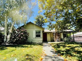 717 Oregon Ave, Palo Alto, CA 94303