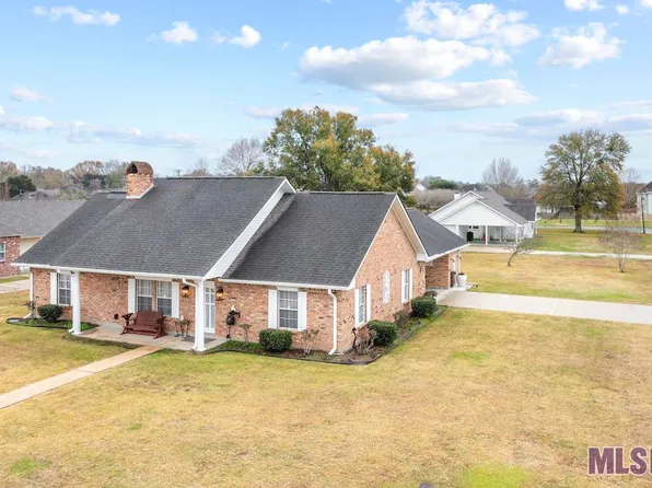 38389 Oakleigh Ln, Prairieville, LA 70769