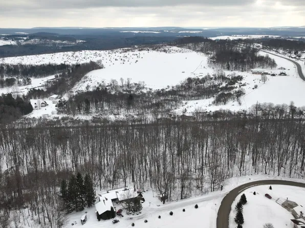 0 Pomeroy Dr #9, Windber, PA 15963