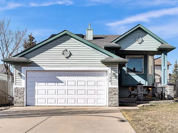 132 W Creek Dr, Chestermere, AB T1X 1K6
