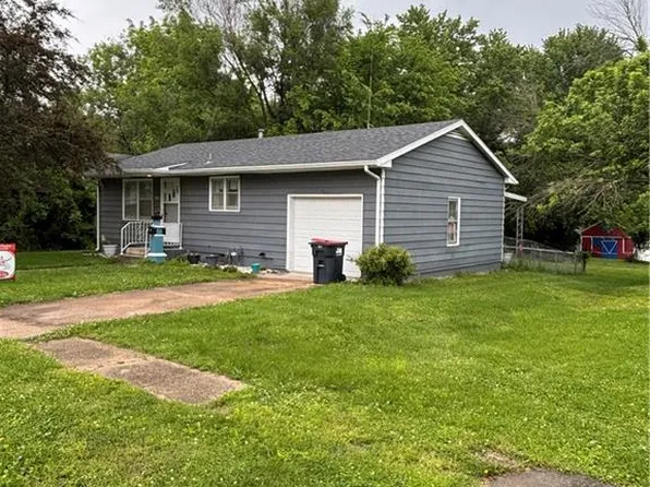 404 E Colorado St, Windsor, MO 65360