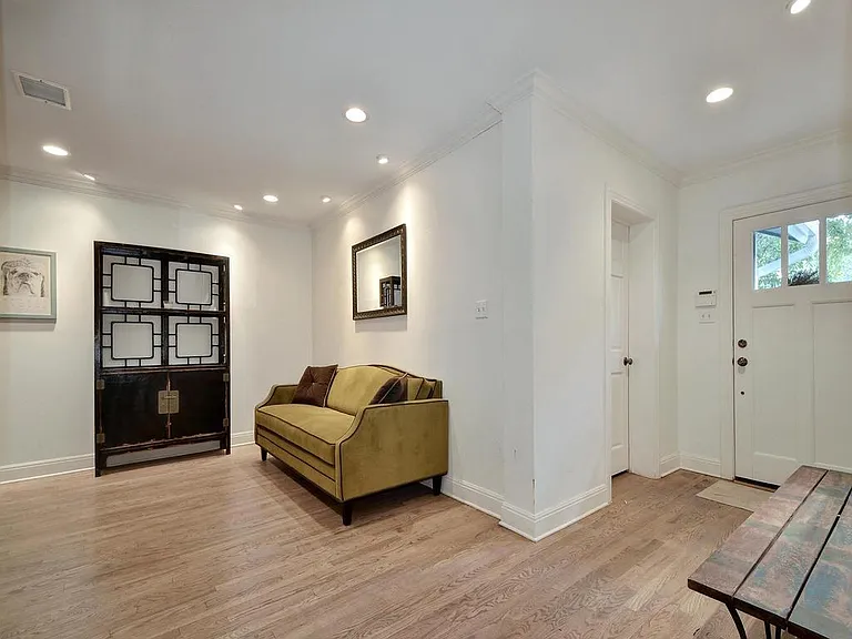 5018 Shoal Creek Blvd — Photo 13