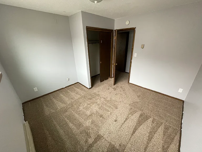 920 3rd Ave S #5 — Photo 6