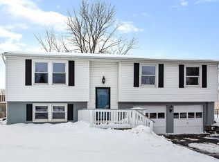 8219 Anlane Cir, Liverpool, NY 13090