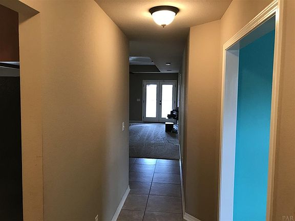 2nd image of 2546 Redford Dr
