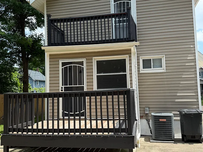 444 Evers St #1 — Photo 3