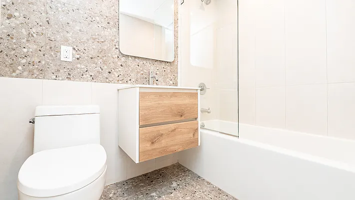 Rented by Nooklyn NYC LLC | media 47