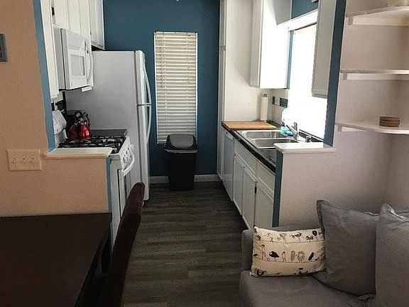 2nd image of 13020 Wimberly Sq Unit 15