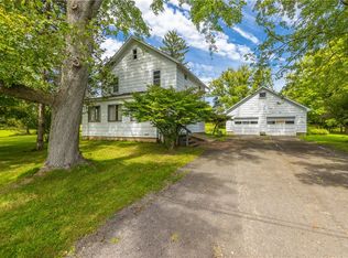7146 Lane Rd, Victor, NY 14564