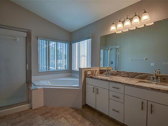 4th image of 1735 Biarritz Cir