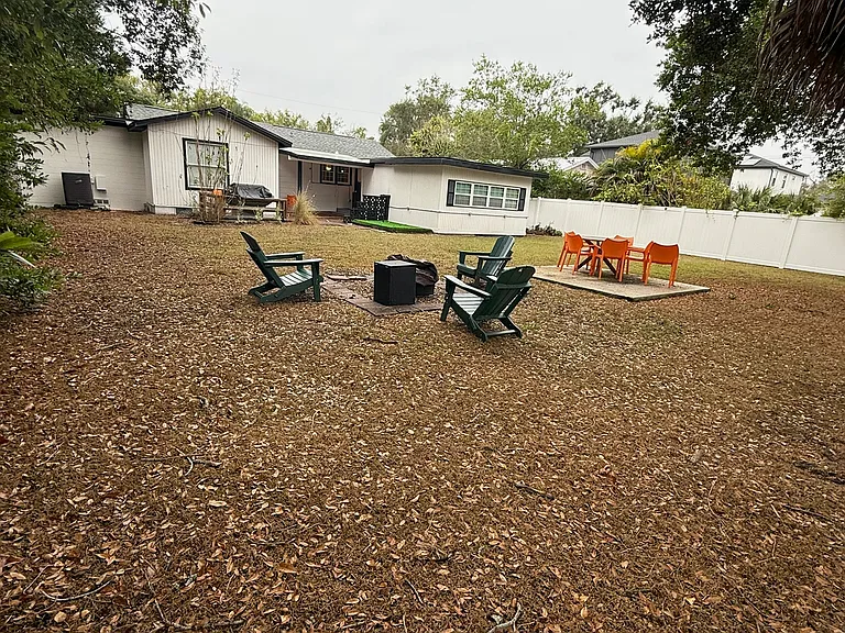 1206 E Jean St — Photo 17