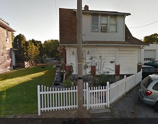 2nd image of 4830 Carlisle Rd