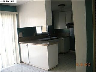 5th image of 28 Park Ln