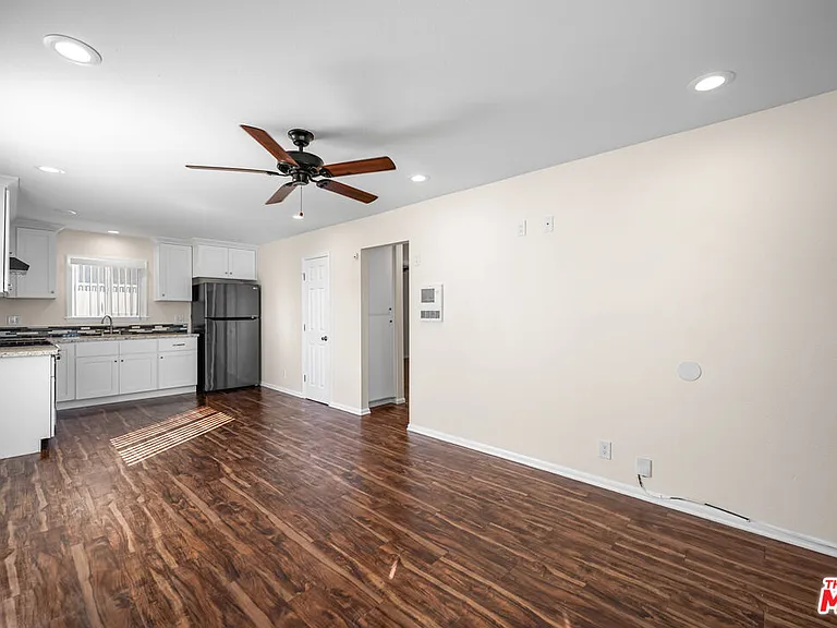 432 N Harvard Blvd — Photo 18