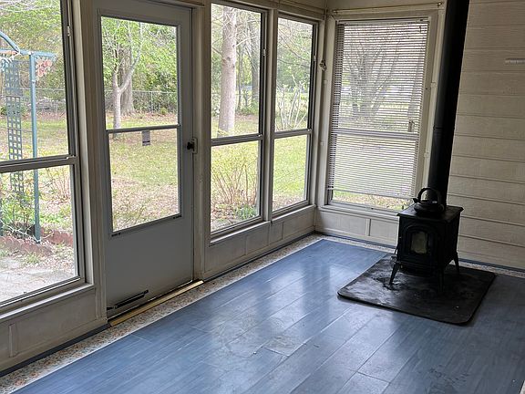 3rd image of 4711 Wrightsboro Rd