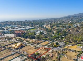 15469 Albright St, Pacific Palisades, CA 90272
