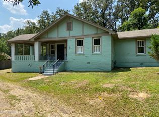 435 W Alta Woods Blvd, Jackson, MS 39204