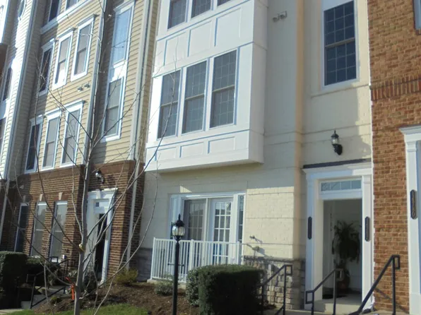 14784 Potomac Branch Dr, Woodbridge, VA 22191